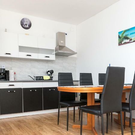 Apartment Rora ซาบอริซ ภายนอก รูปภาพ