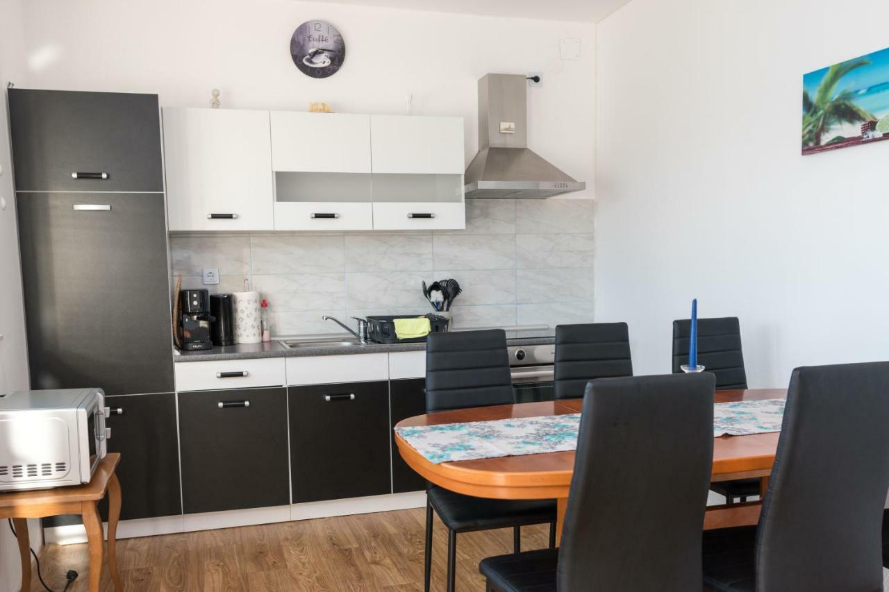 Apartment Rora ซาบอริซ ภายนอก รูปภาพ