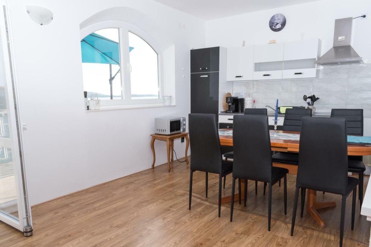 Apartment Rora ซาบอริซ ภายนอก รูปภาพ