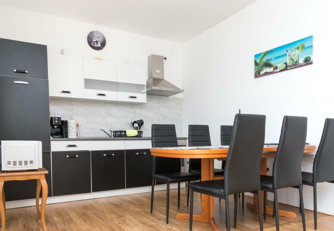 Apartment Rora ซาบอริซ ภายนอก รูปภาพ