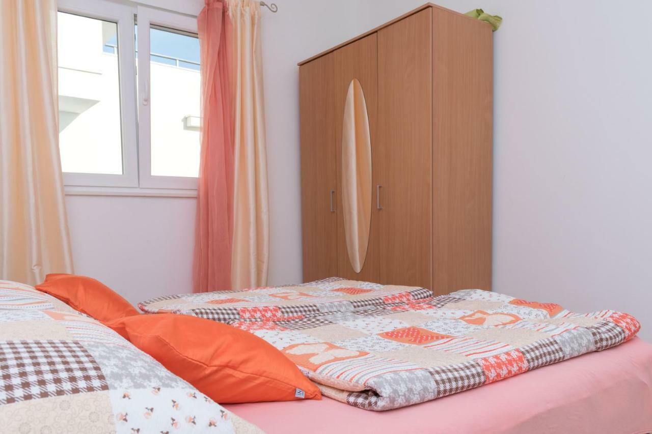 Apartment Rora ซาบอริซ ภายนอก รูปภาพ